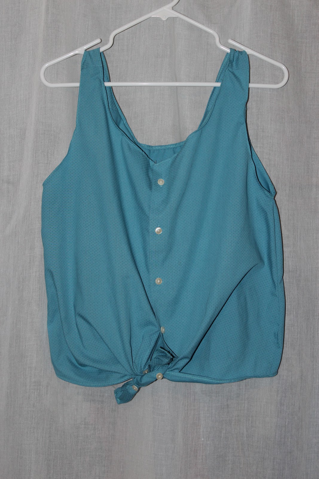 niki-s-notebook-tie-front-tank-top-tutorial