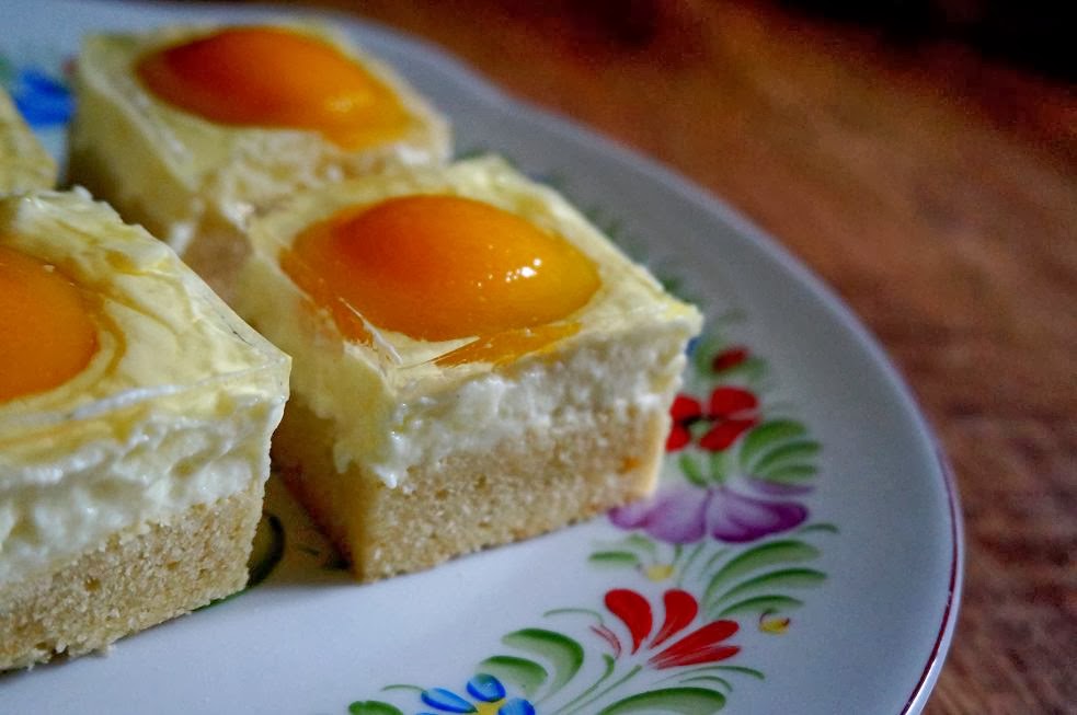Przyprawą potrawy jest głód : Spiegeleierkuchen - ciasto jajko sadzone