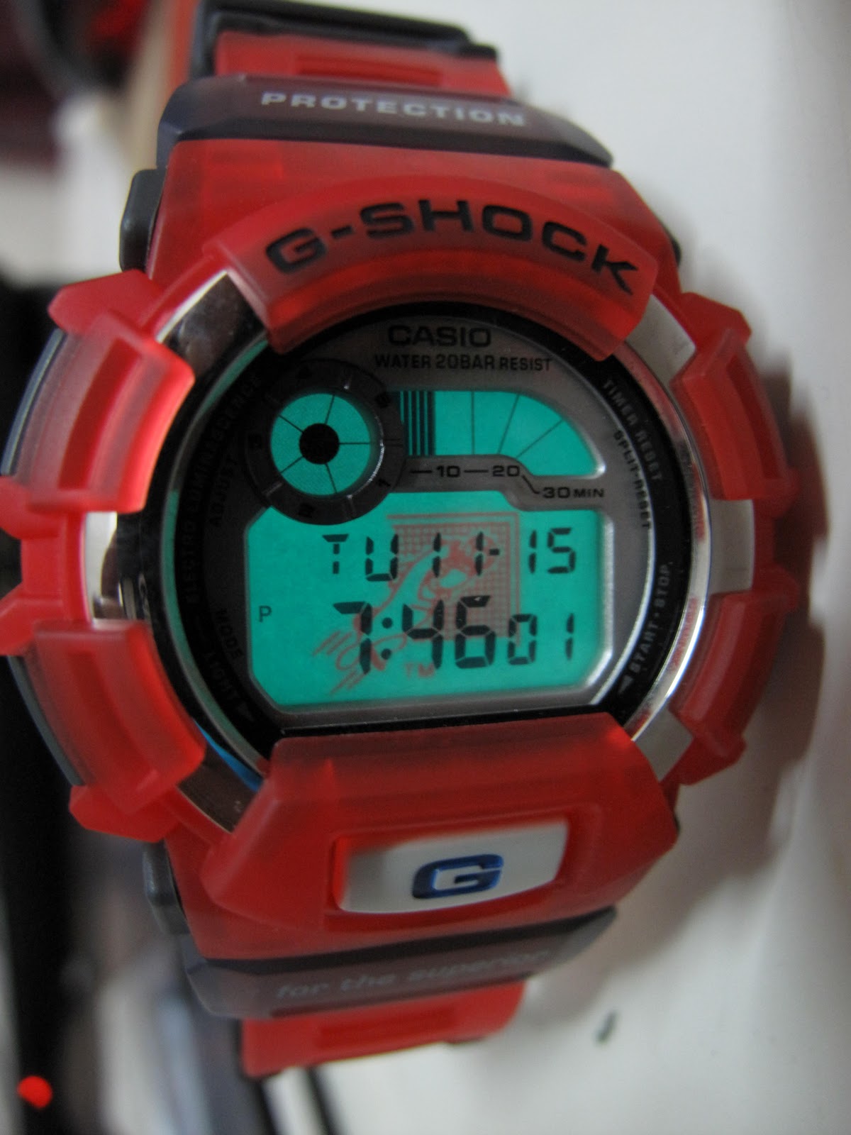D O U G L A S T O R E: LIMITED G-SHOCK DW-9500 FIFA 1998 FRANCE (SOLD)
