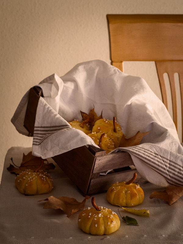 calabacitas-de-pan pumpkin-bread-rolls