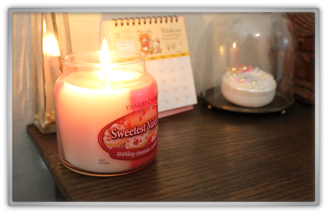 Yankee Candle haul review valentine's day sweetest valentine sparkling cinnamon vanilla cupcake medium jar Yankee Candle haul review valentine's day sweetest valentine sparkling cinnamon vanilla cupcake medium jar
