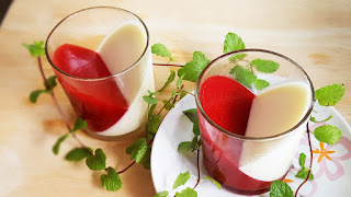 raspberry panna cotta