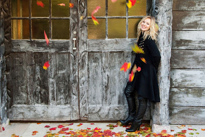 THE APPRECIATION OF BOOTED NEWS WOMEN BLOG : EVERYONE Loves Seeing
