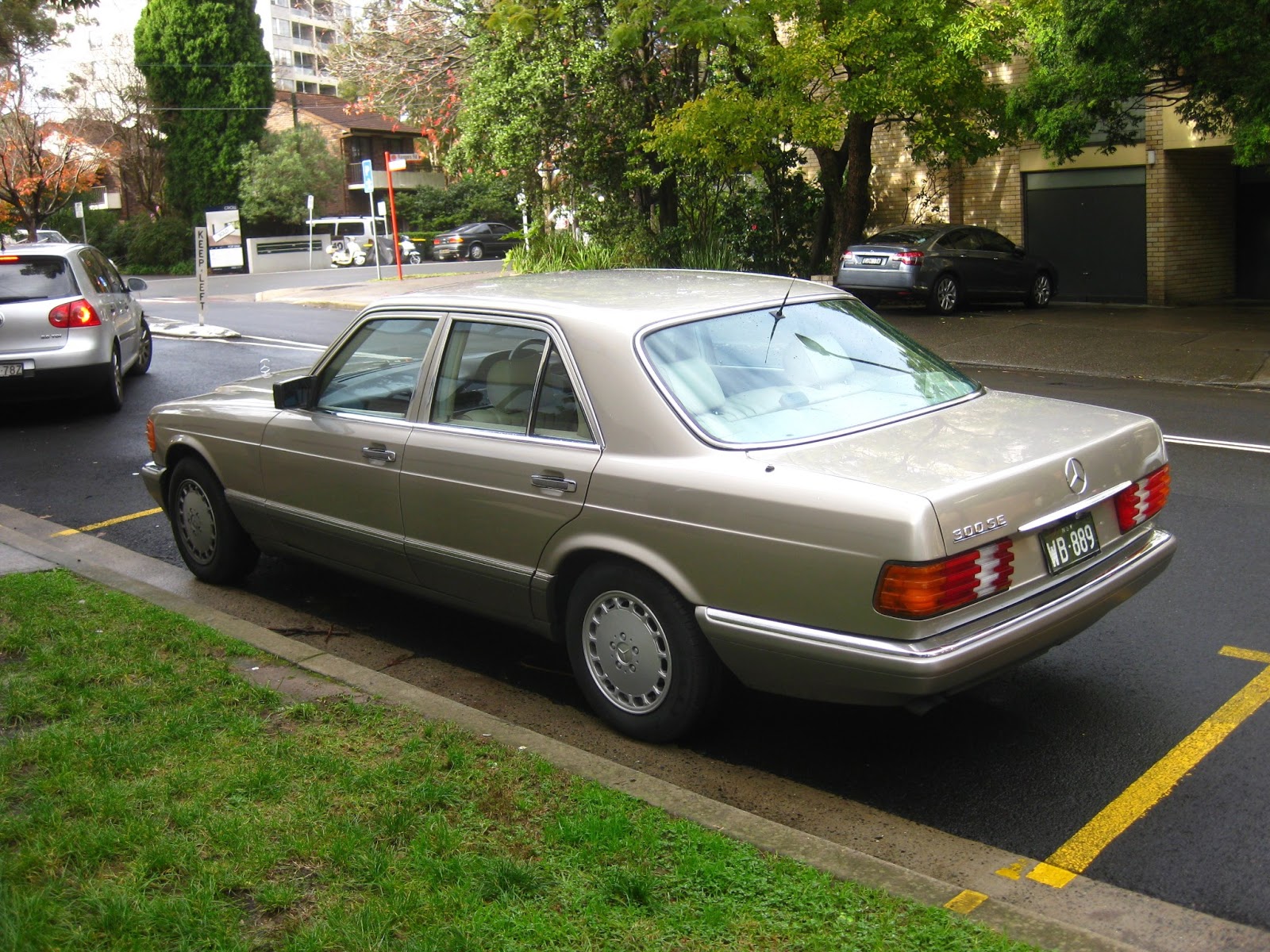 Мерседес w126 300