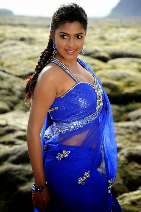 Amala Paul Hot in Blue Desi Saree - KOLLYWOODLIVE