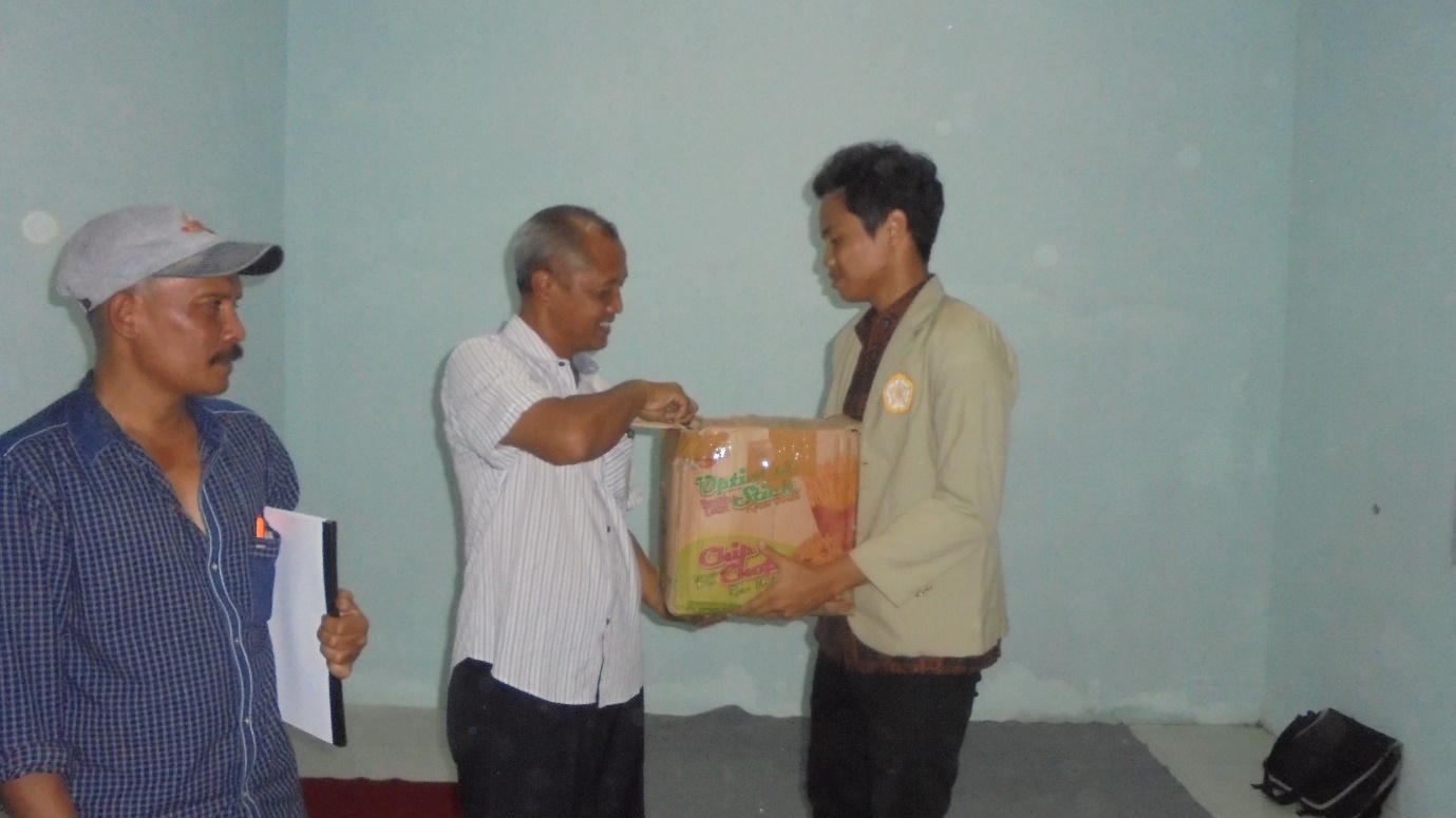KKN PPM UGM 2016 unit 16T-JTG 18 dan Book for Mountain Bangun Perpustakaan di Desa Paninggaran, Pekalongan KKN PPM UGM 2016 unit 16T-JTG 18 dan Book for Mountain Bangun Perpustakaan di Desa Paninggaran, Pekalongan