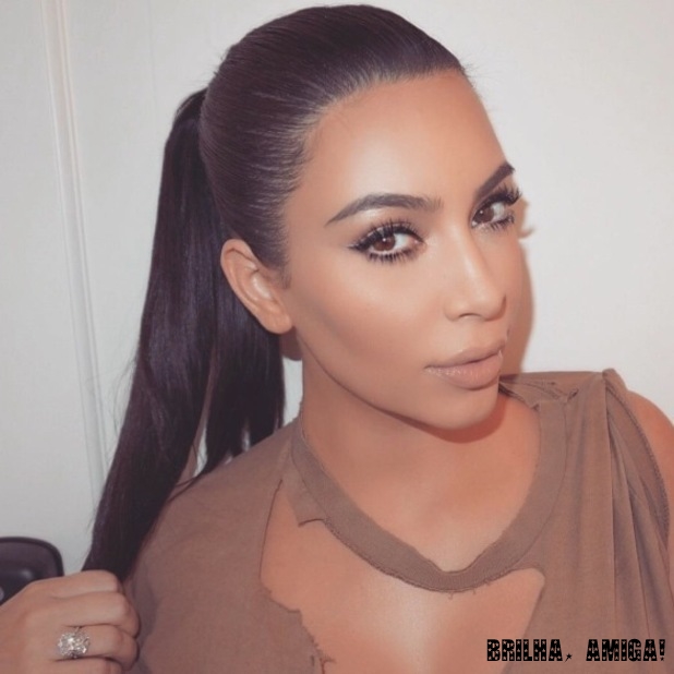 kim-kardashian-posts-make-up-selfie-to-instagram.jpg