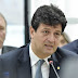 Novo ministro defende 3º turno em postos de saúde