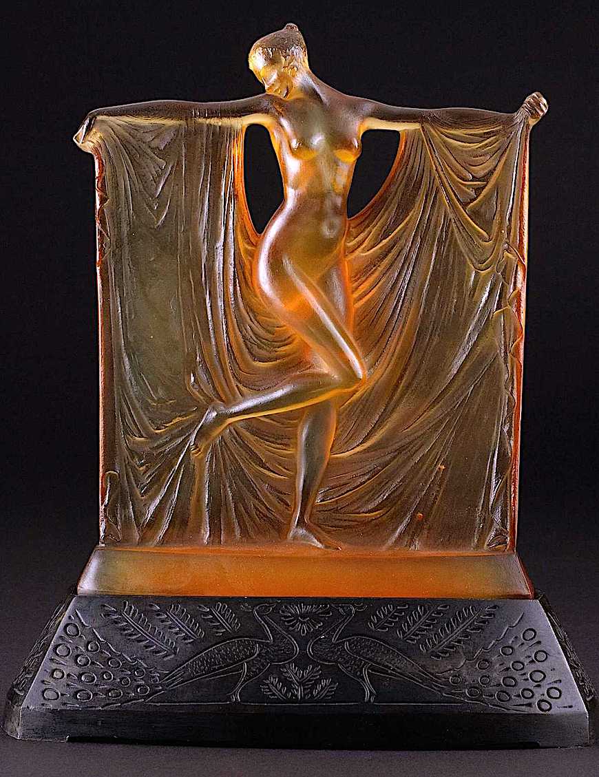 Lalique 1925 art glass Lalique 1925 anber art glass lamp, a color photograph