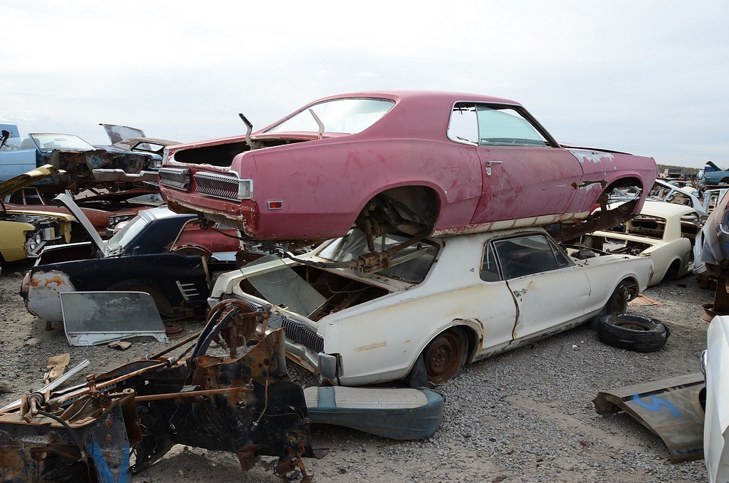 ///KarzNshit/// Desert Valley Auto Parts Phoenix Arizona