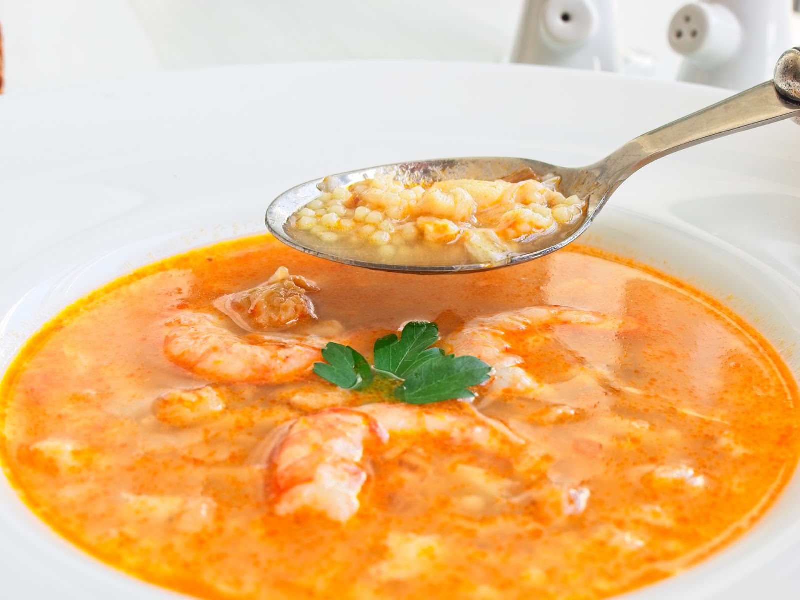 Sopa de pescado sencilla (receta de aprovechamiento) Sopa de pescado sencilla (receta de aprovechamiento)
