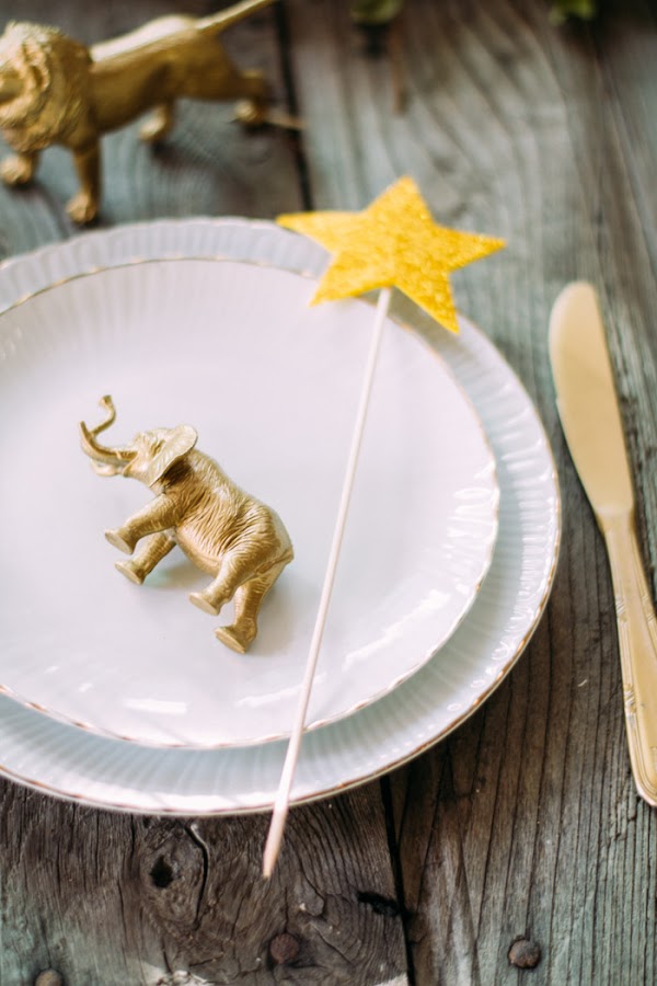 Decoración mesa dorado