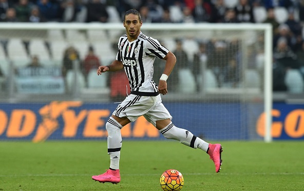 Chelsea eye Martin Caceres free move
