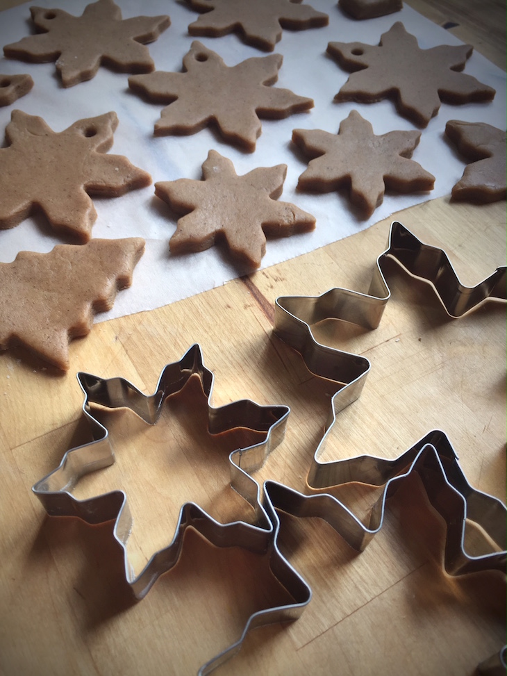 Gamze Mutfakta Gingerbread House Zencefilli Kurabiye Ev