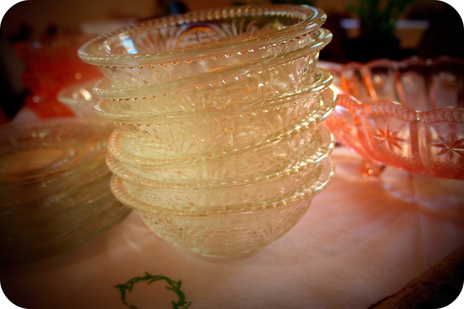 Fancy Vintage Pretty Pink Vintage Glass Bowls,