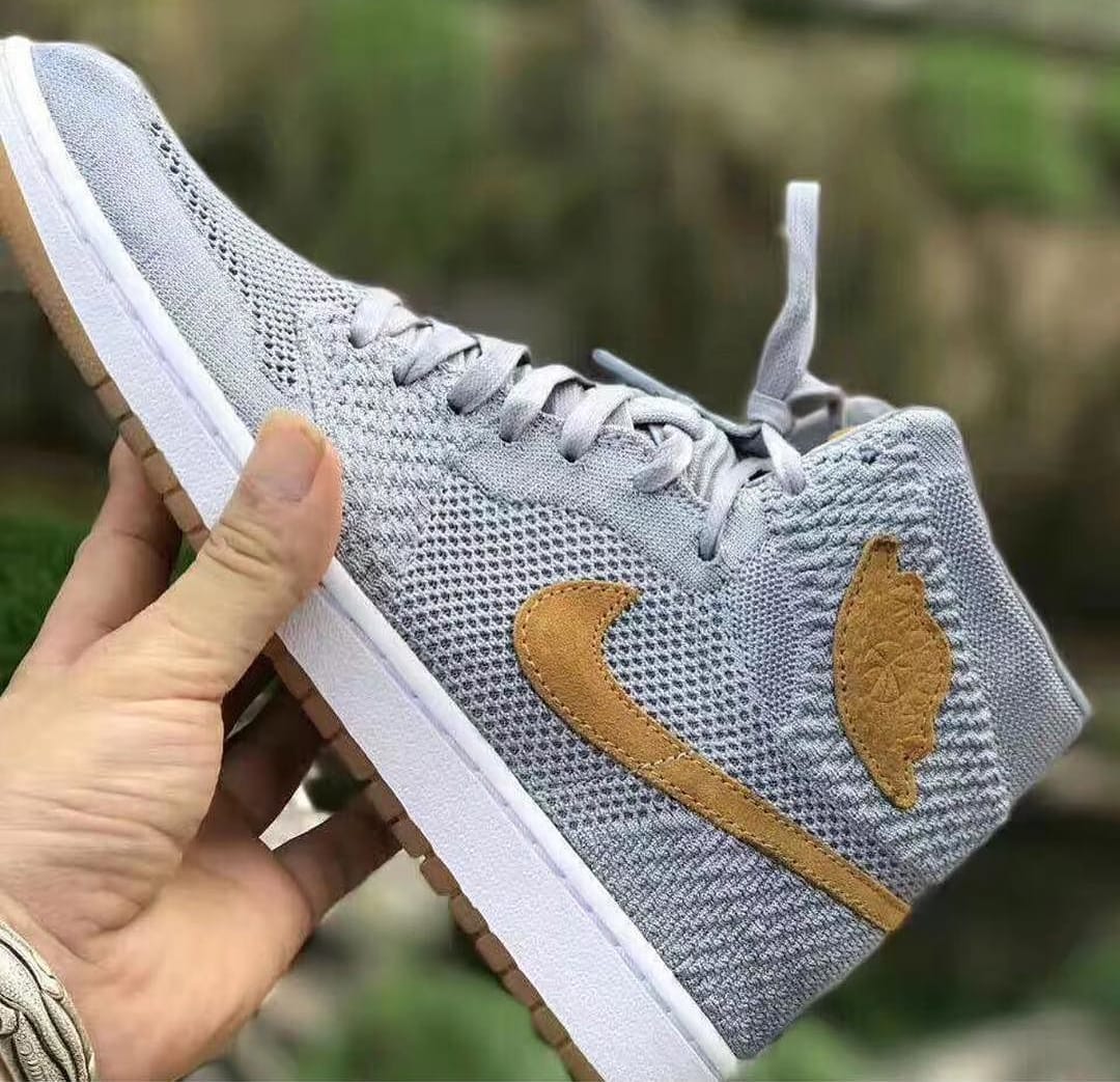nike flyknit lunar 1 beige