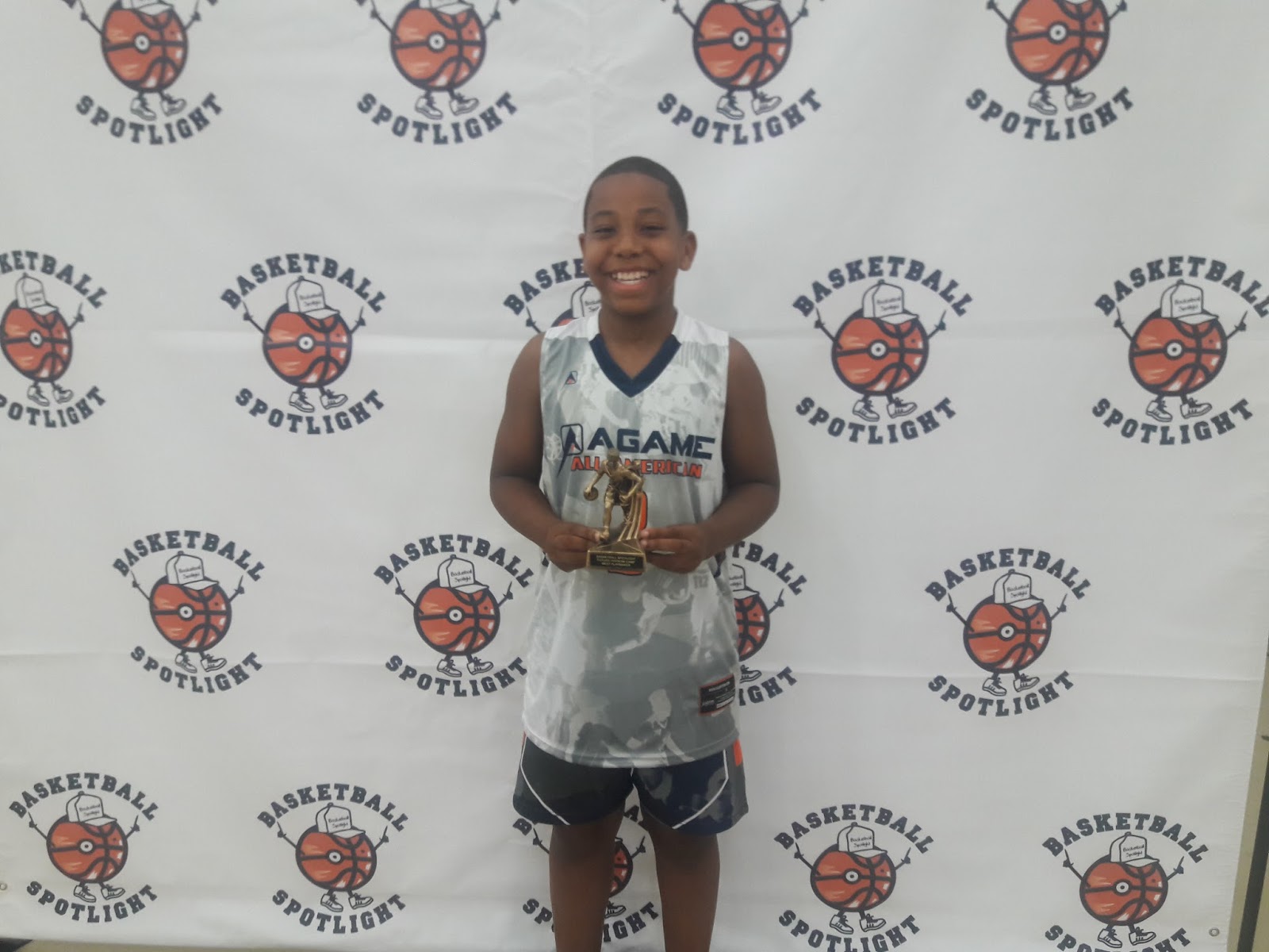 BASKETBALL SPOTLIGHT NEWS: Basketball Spotlight Future Phenom Camp 6th 