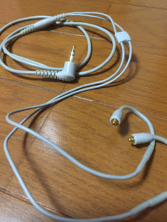 SE535ltdの着脱式ケーブル