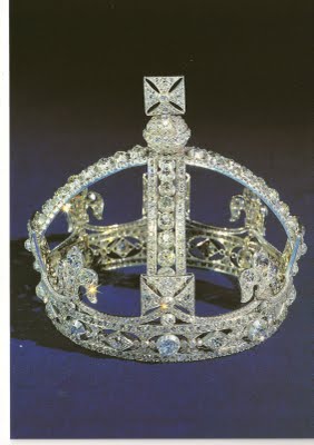 Soar Activate Desert Roxo bijuterii handmade: Bijuteriile Coroanei Regale Britanice