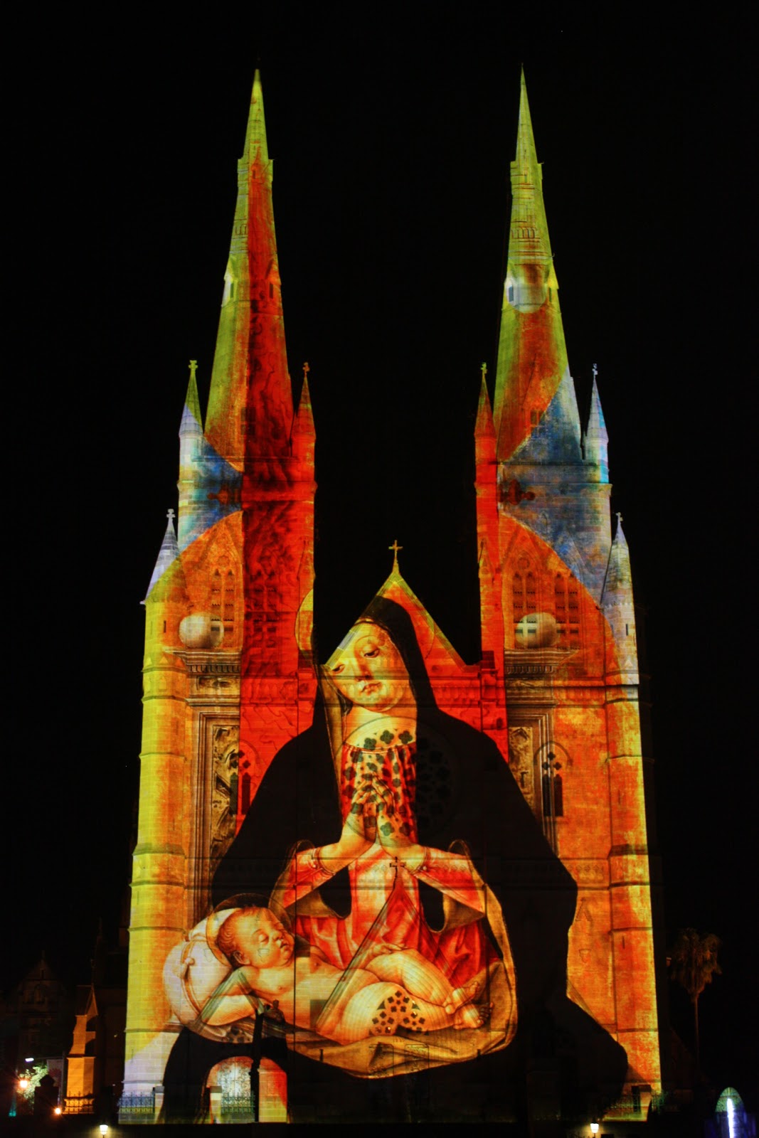 Sydney City and Suburbs St Mary's Cathedral, Lights of Christmas