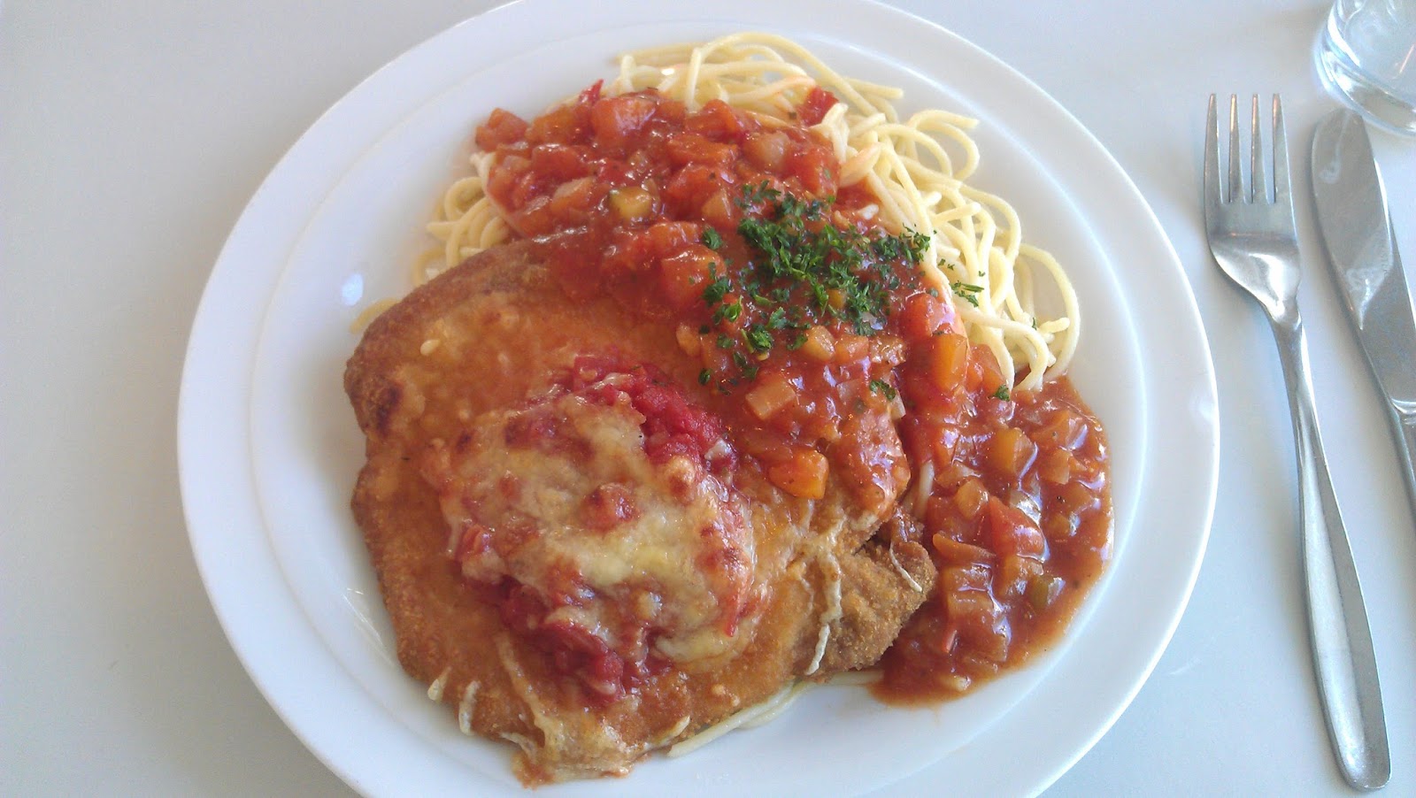 Was habe ich gestern gegessen?: Mailänder Schnitzel mit Spaghetti in ...