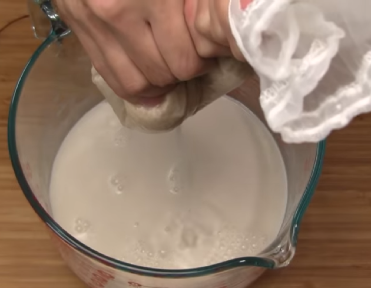 Everything you need to know about cow's milk alternatives for children Rice milk