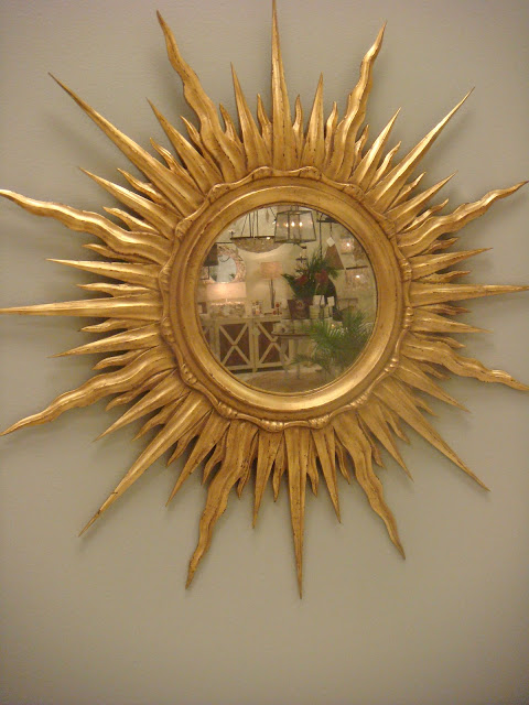 Atlanta interior decorator loves sparkle of Modern History's Gilt Sunburst mirror