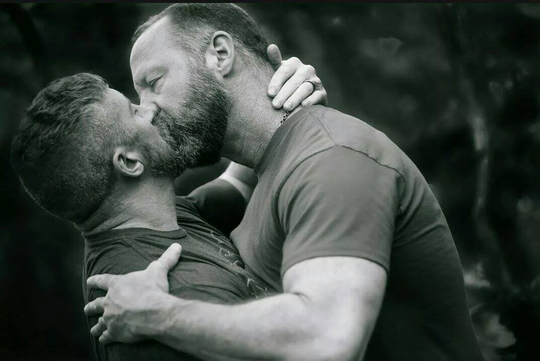 Gay Hot Bear Kiss.