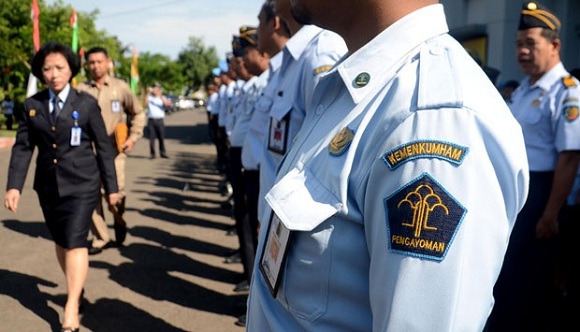 Perbincangan Hangat Gaji Sipir Lebih Besar Dari Gaji Polisi Dan Tni