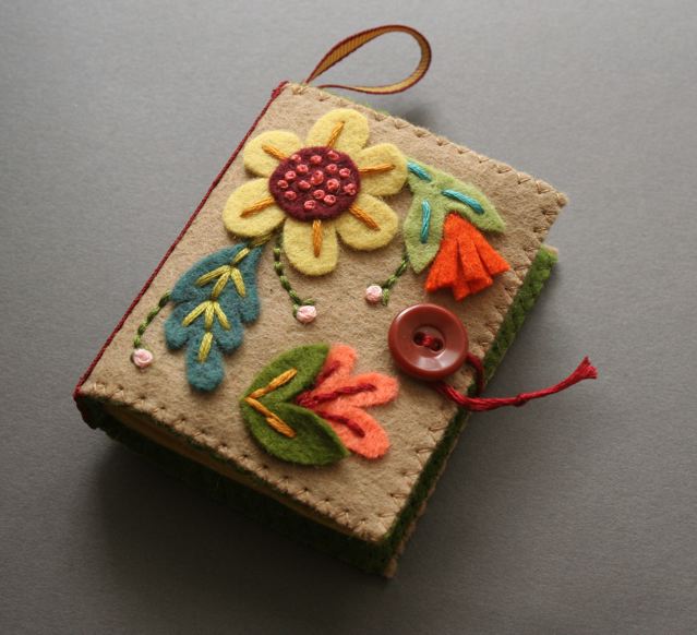 Needlefelted Felt Needlebook  Felt crafts, Needle book, Needle