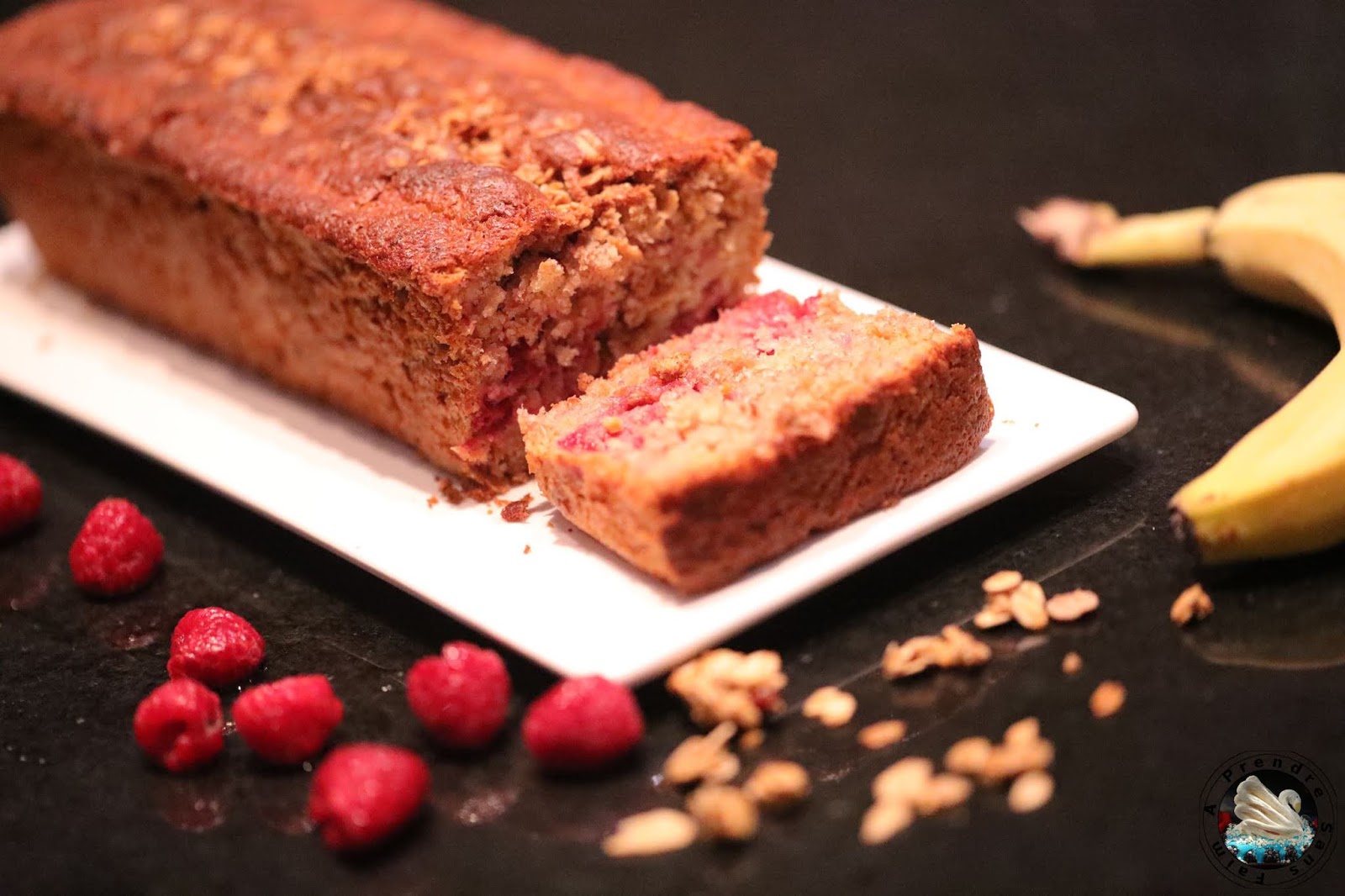 Banana bread sans gluten muesli framboises A Prendre Sans Faim