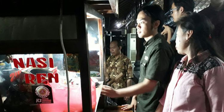 SBY dan Prabowo Bertemu di Tempat Nasi Goreng Langganan SBY