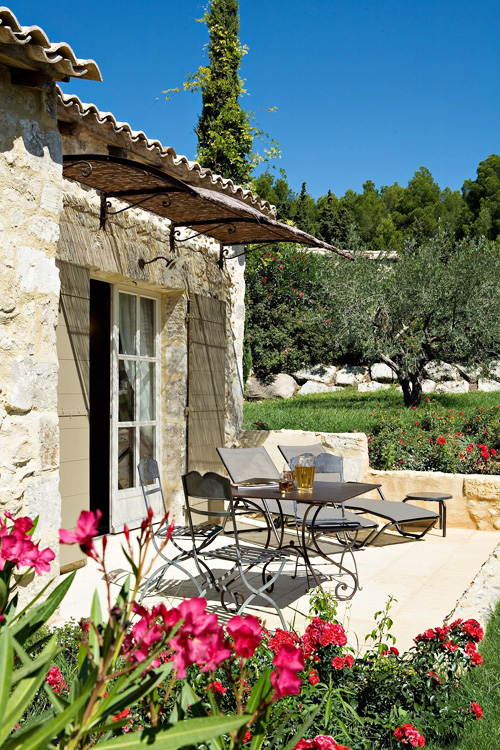 decordemon: Hotel Hameau des Baux, A luxury retreat in the heart of