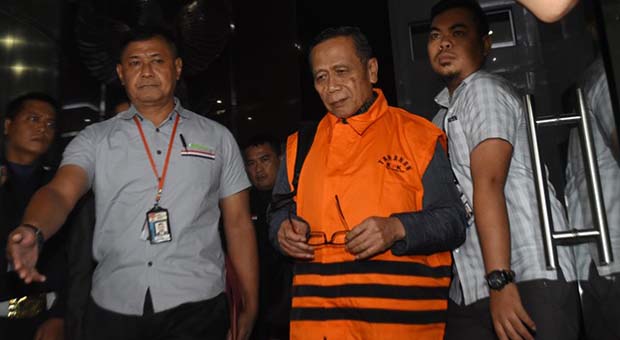 Jaksa KPK Menuntut Amin Santono 10 Tahun Penjara