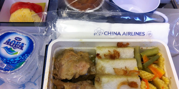 Pengalaman Naik China Airlines Rute Surabaya - Singapura