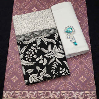 Kain Batik dan Embos 470 Pekalongan motif Daun Putih Kain Batik dan Embos 470 Pekalongan motif Daun Putih