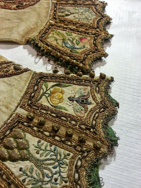 Isis' Wardrobe: 17th century embroidery at the Royal Armoury in Sweden