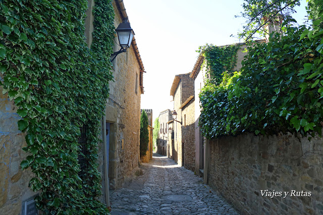 Calles de Peratallada, Girona
