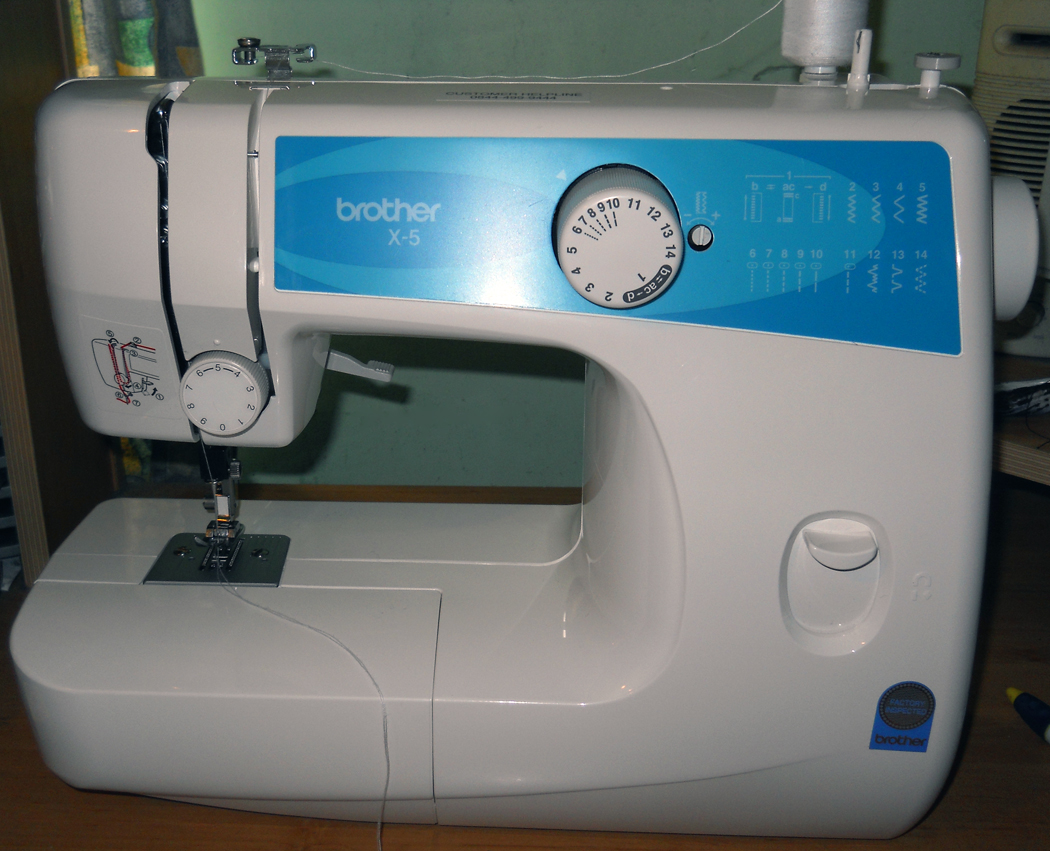 The Frugal Graduate How to Make a Sewing Machine Cover from a Pillow