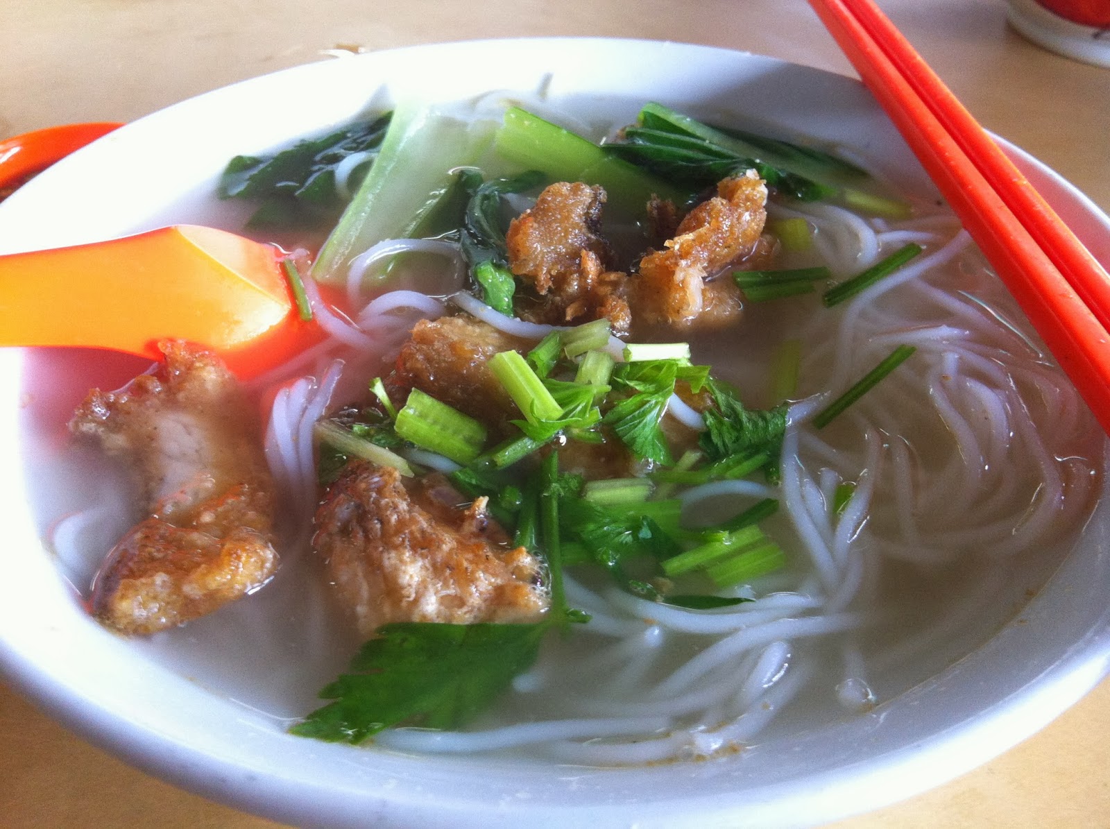 Breakfast in Sungai Petani - Fish Head Bee Hun Noodles, Kuey Teow Soup ...