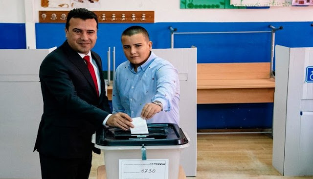 Εικόνα-ντοκουμέντο: Έτσι έγινε η νοθεία στο δημοψήφισμα των Σκοπίων Εικόνα-ντοκουμέντο: Έτσι έγινε η νοθεία στο δημοψήφισμα των Σκοπίων