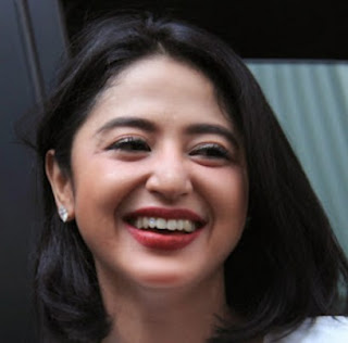 dewi persik dewi persik