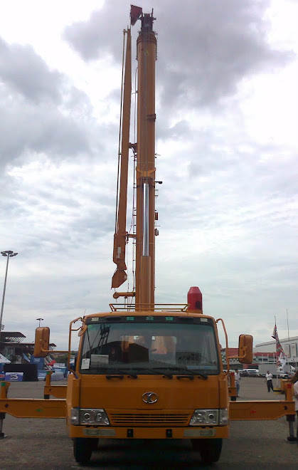 Truck crane 50 ton (max)