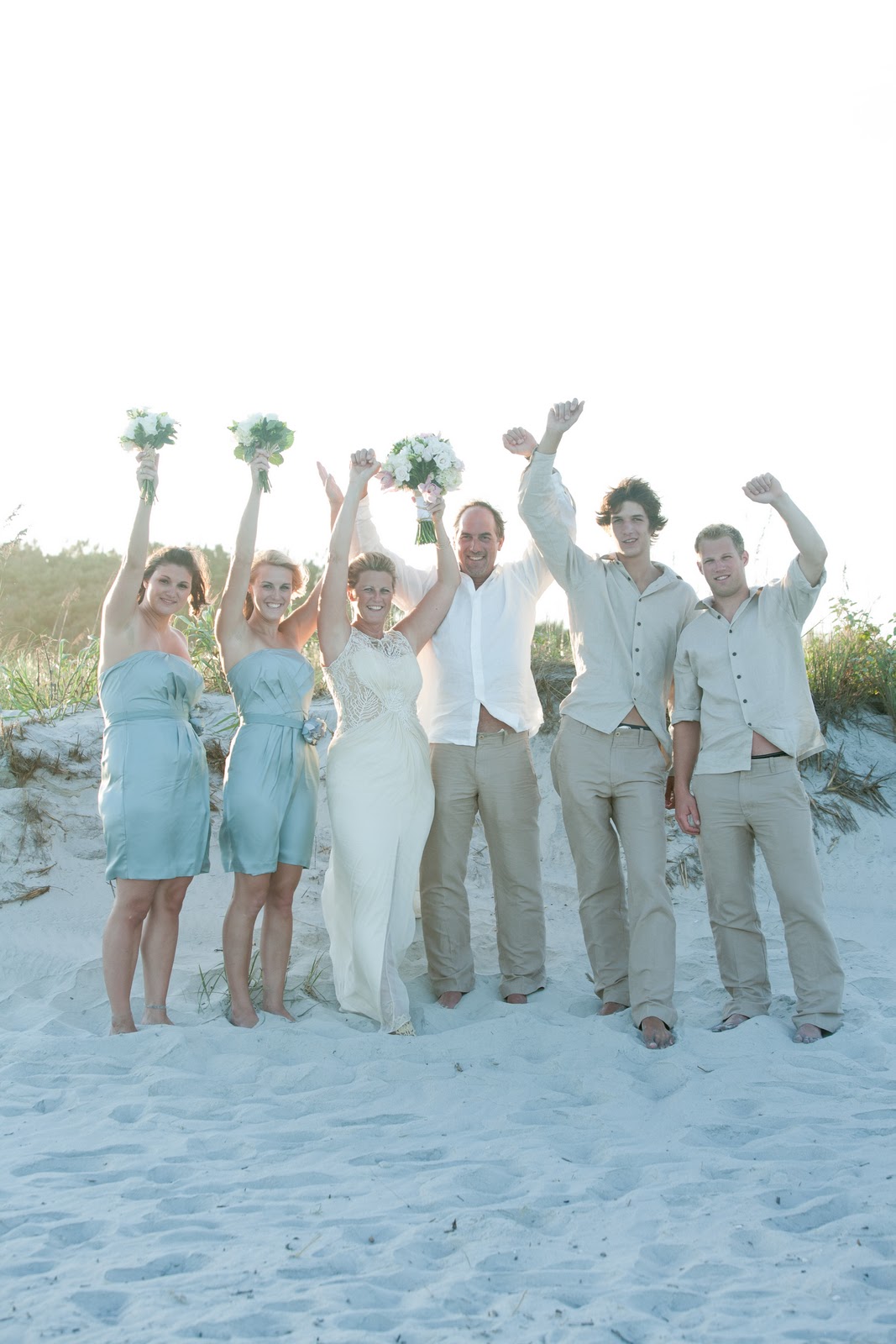 Sincerely yours, : Lana & Dave's Vintage Beach Wedding