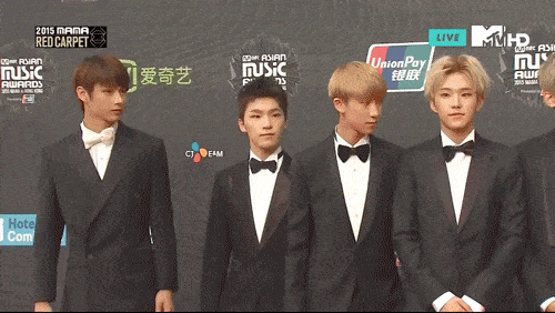 오늘자 세븐틴 MAMA 레드카펫 | 인스티즈