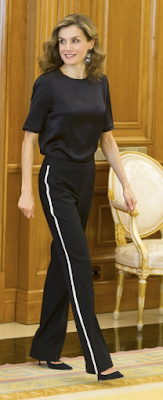 Top Mango / pantalon Hugo Boss / escarpins Nina Ricci