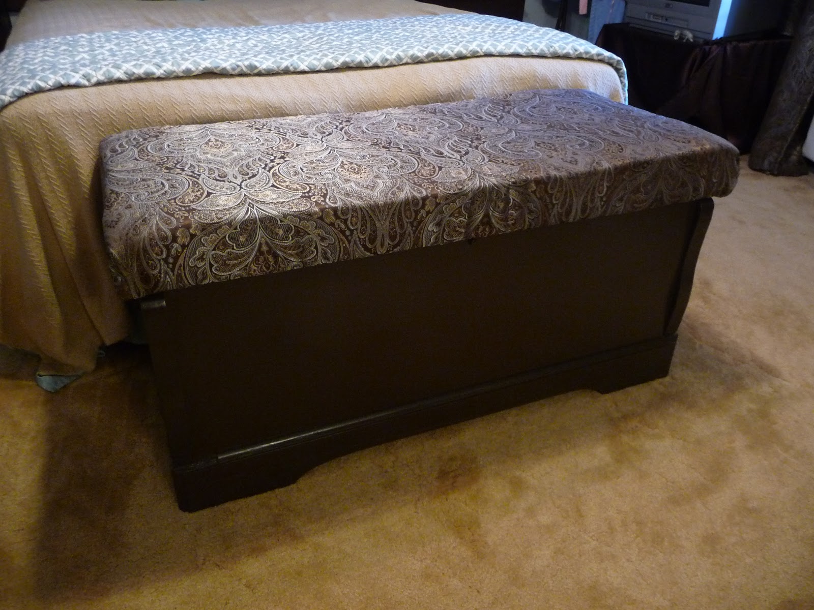 Adventures in Domesticity Cedar chest to cushioned storage bench