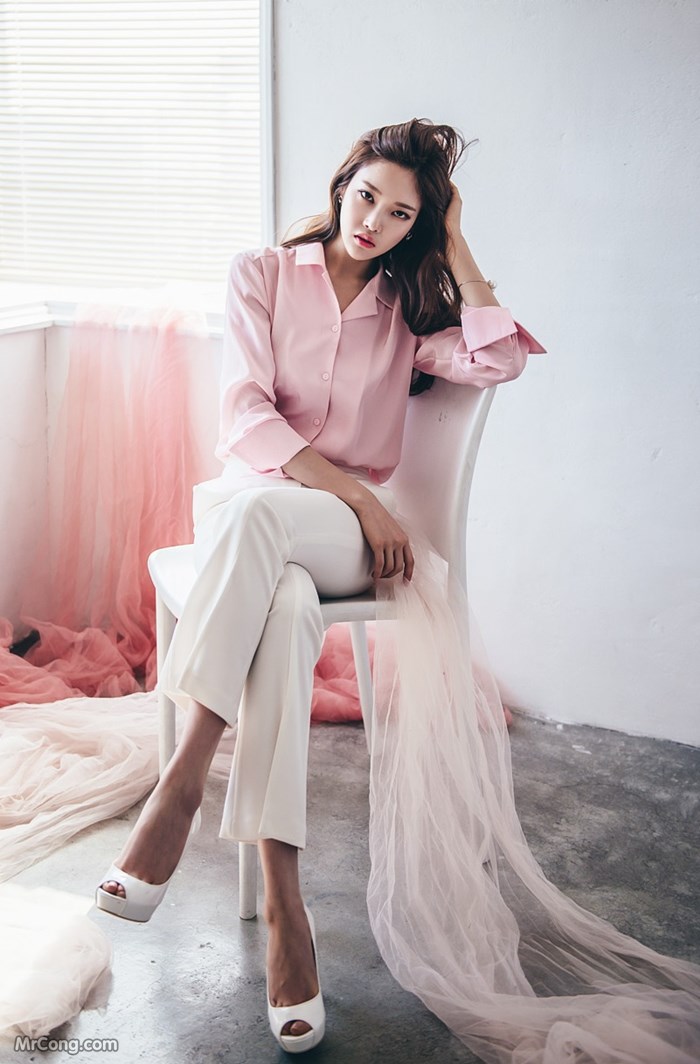 Beautiful Park Jung Yoon in a fashion photo shoot in March 2017 (775 photos) photo 32-17