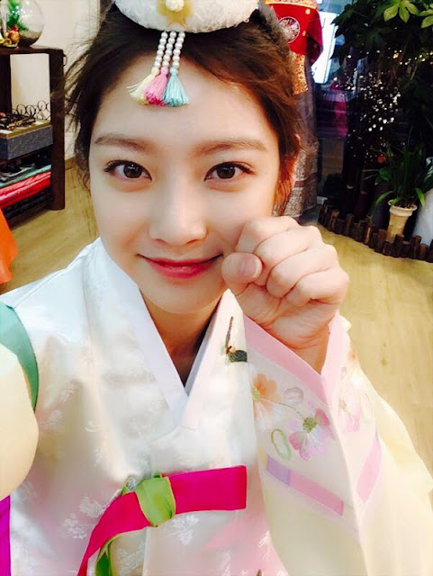 트와이스 앨범사면 공승연 포카줌 | 인스티즈