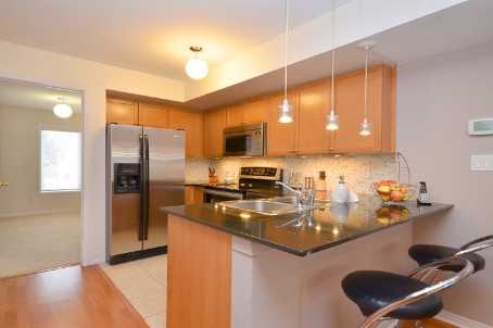 lansdowne and davenport condo townhouse for sale 65 turntable cres